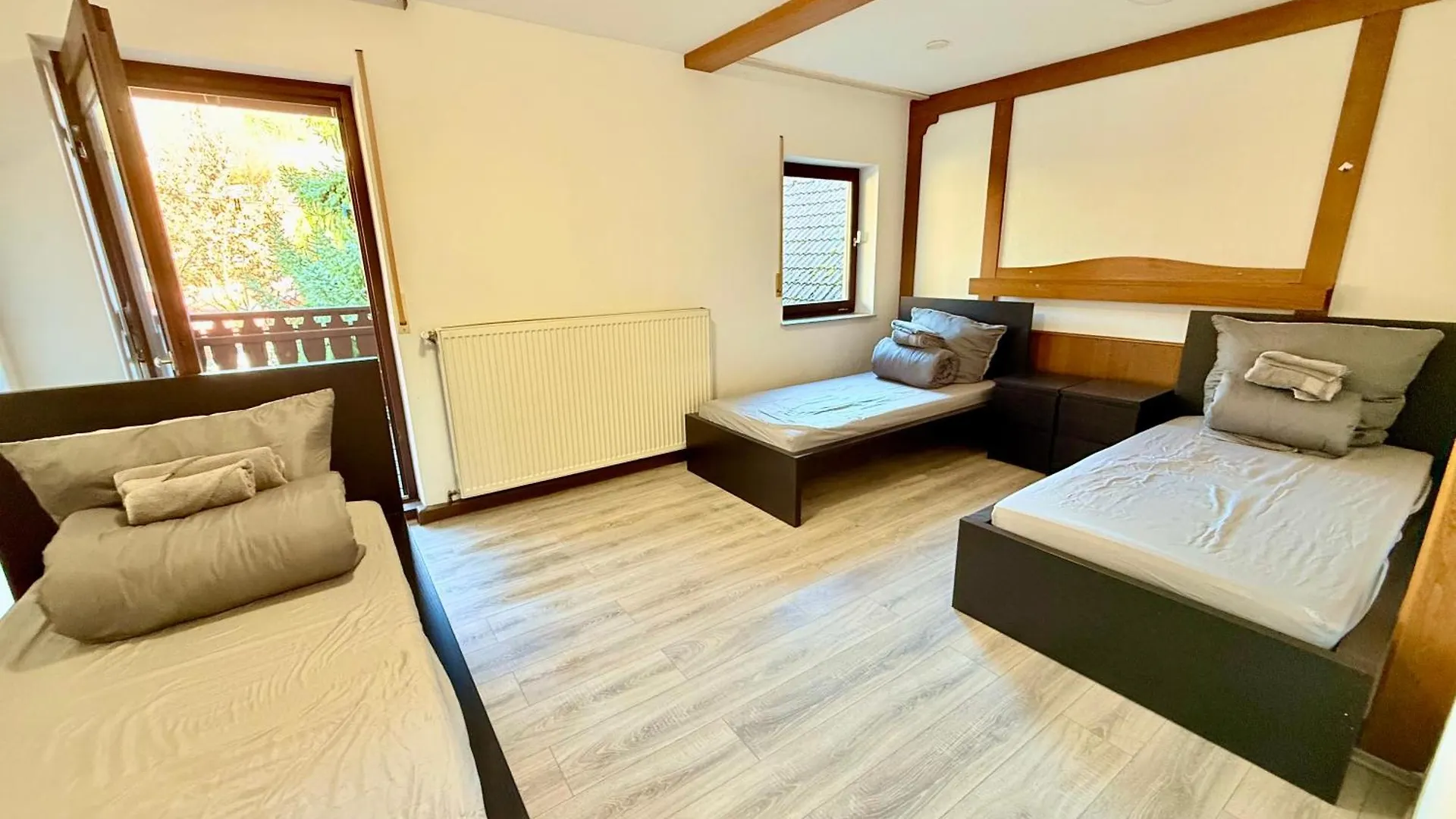 Boardinghouse Zur Rose Apartment Leidersbach Germany